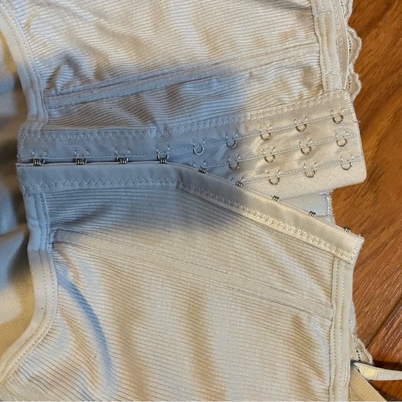 Blue corset - Picture 3 of 3